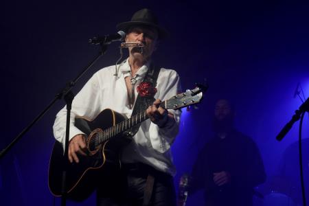 CERKNIŠKA NOČ KONCERT VLADO KRESLIN IN MALI BOGOVI 28 FOTO LJUBO VUKELIČ